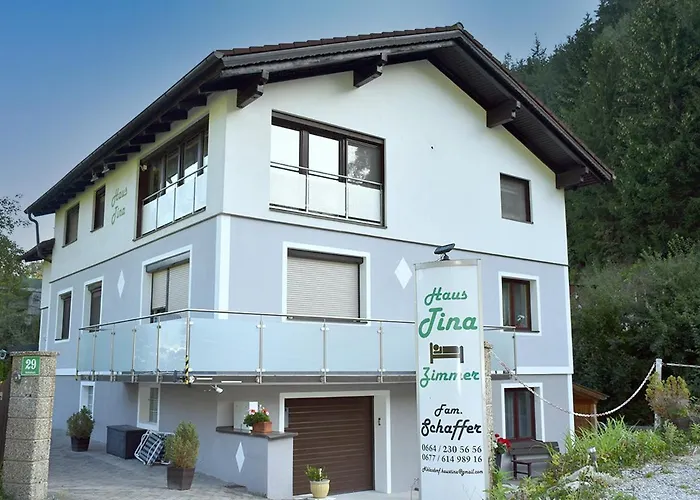 Privatunterkunft Haus Tina